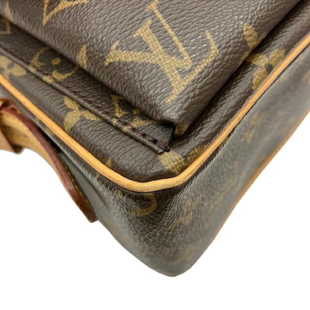 Louis Vuitton Shoulder Bags