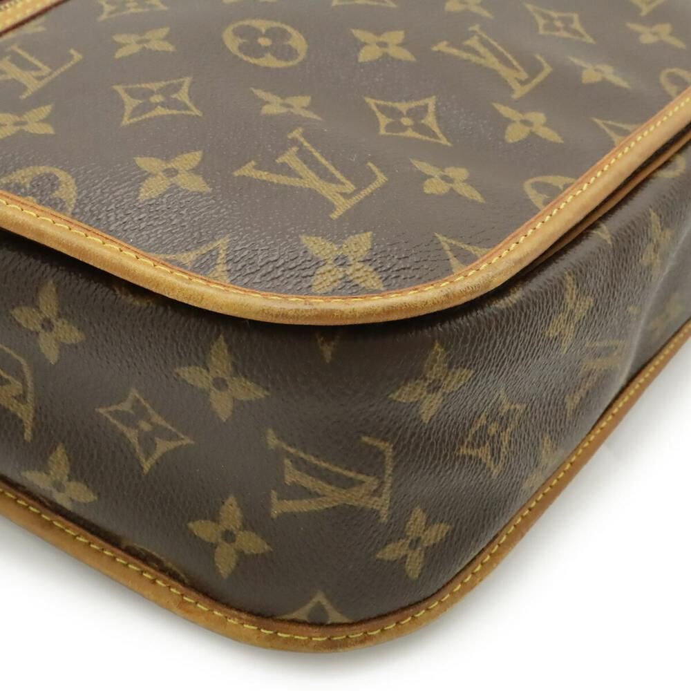 Louis Vuitton Bosphore
