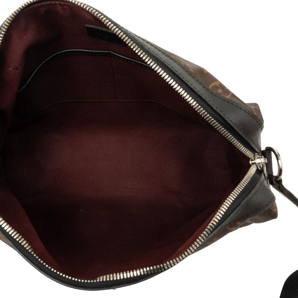 Louis Vuitton Messenger