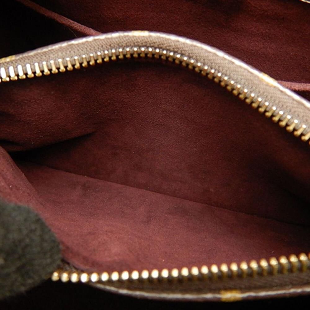 Louis Vuitton Montaigne