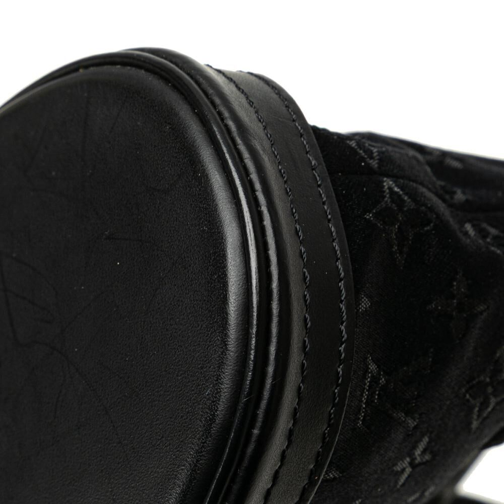 Louis Vuitton Bucket Bag