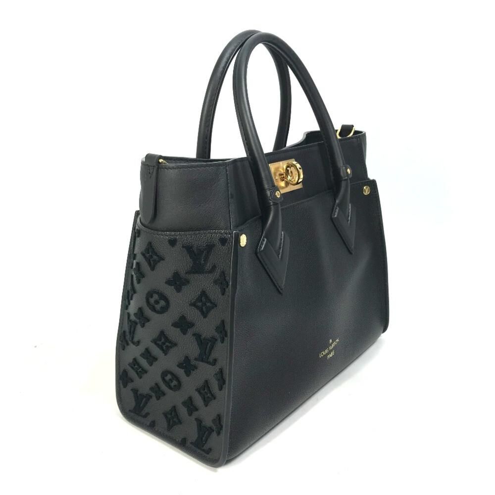 Louis Vuitton On My Side