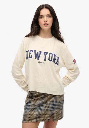 ATH ESSENTIAL GRAPHIC LS TOP