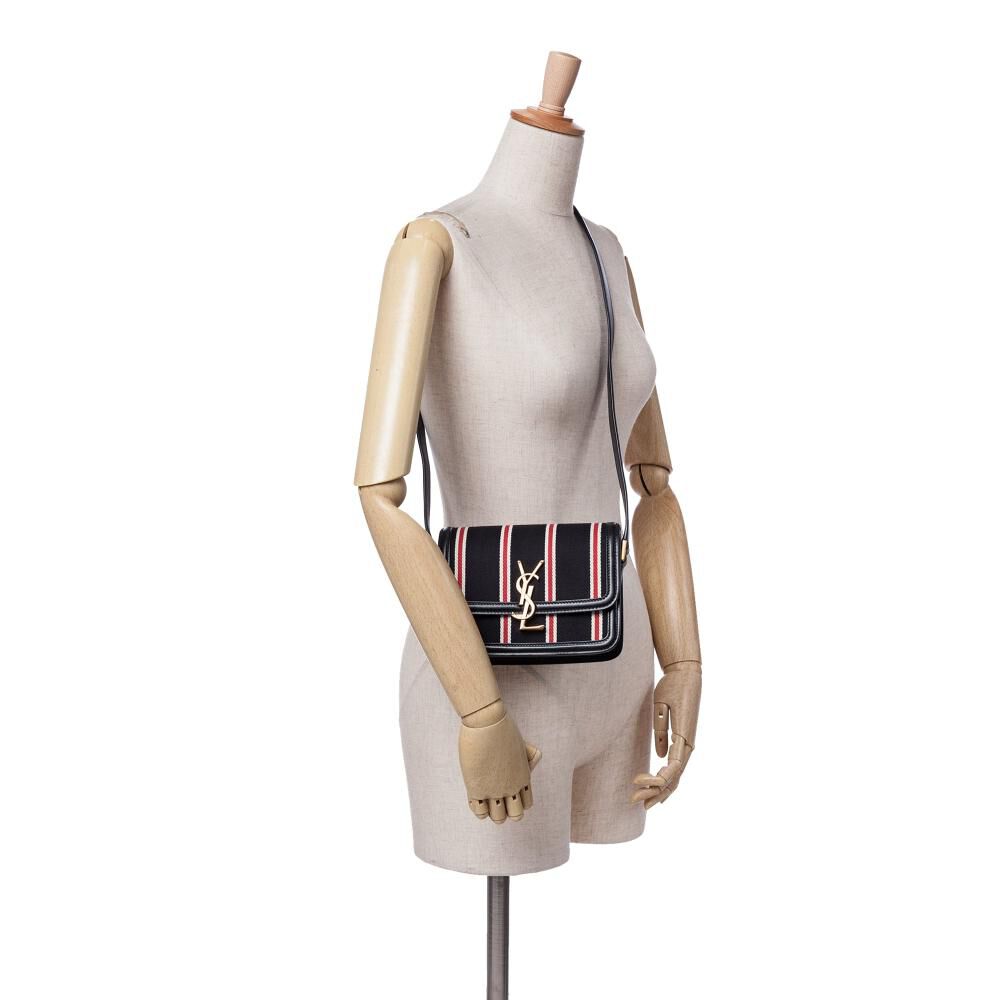 Yves Saint Laurent Shoulder Bag