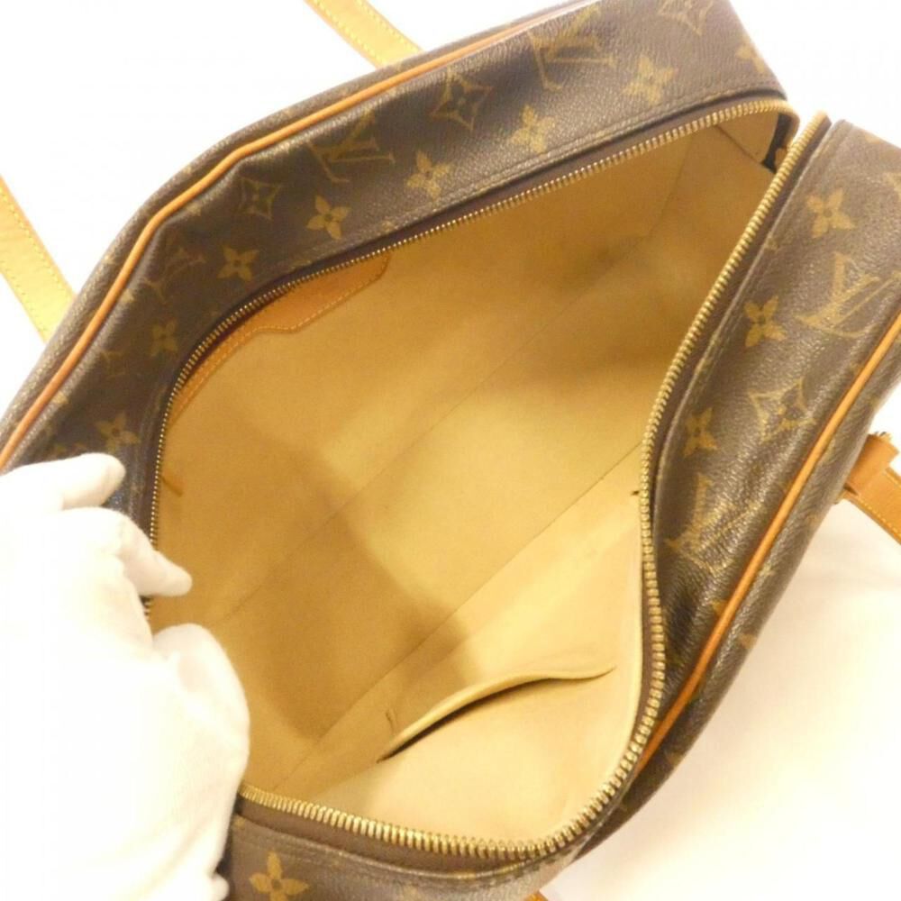 Louis Vuitton Cite