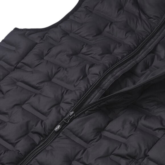 Lanea vest