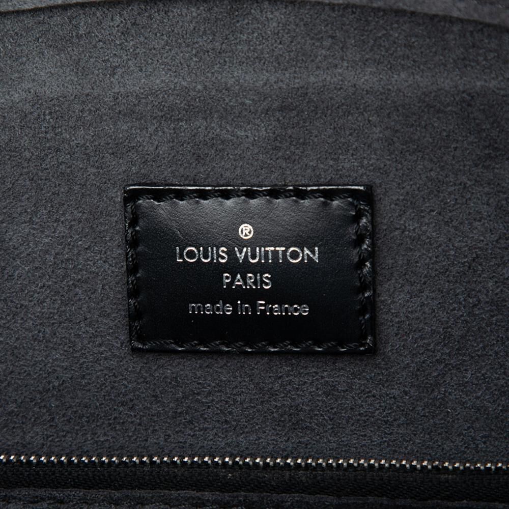 Louis Vuitton Pont Neuf