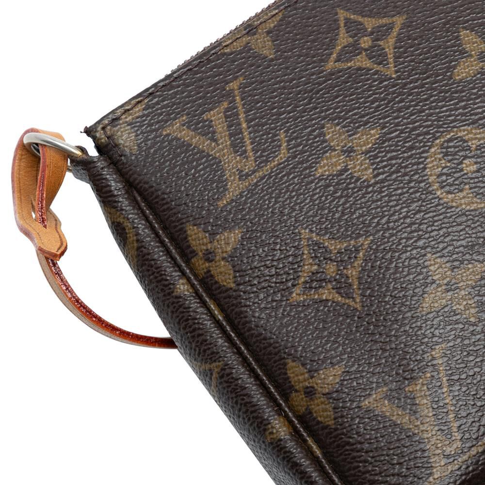 Louis Vuitton Pochette Accessoires