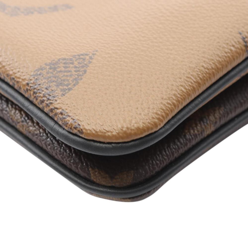 Louis Vuitton Clutch