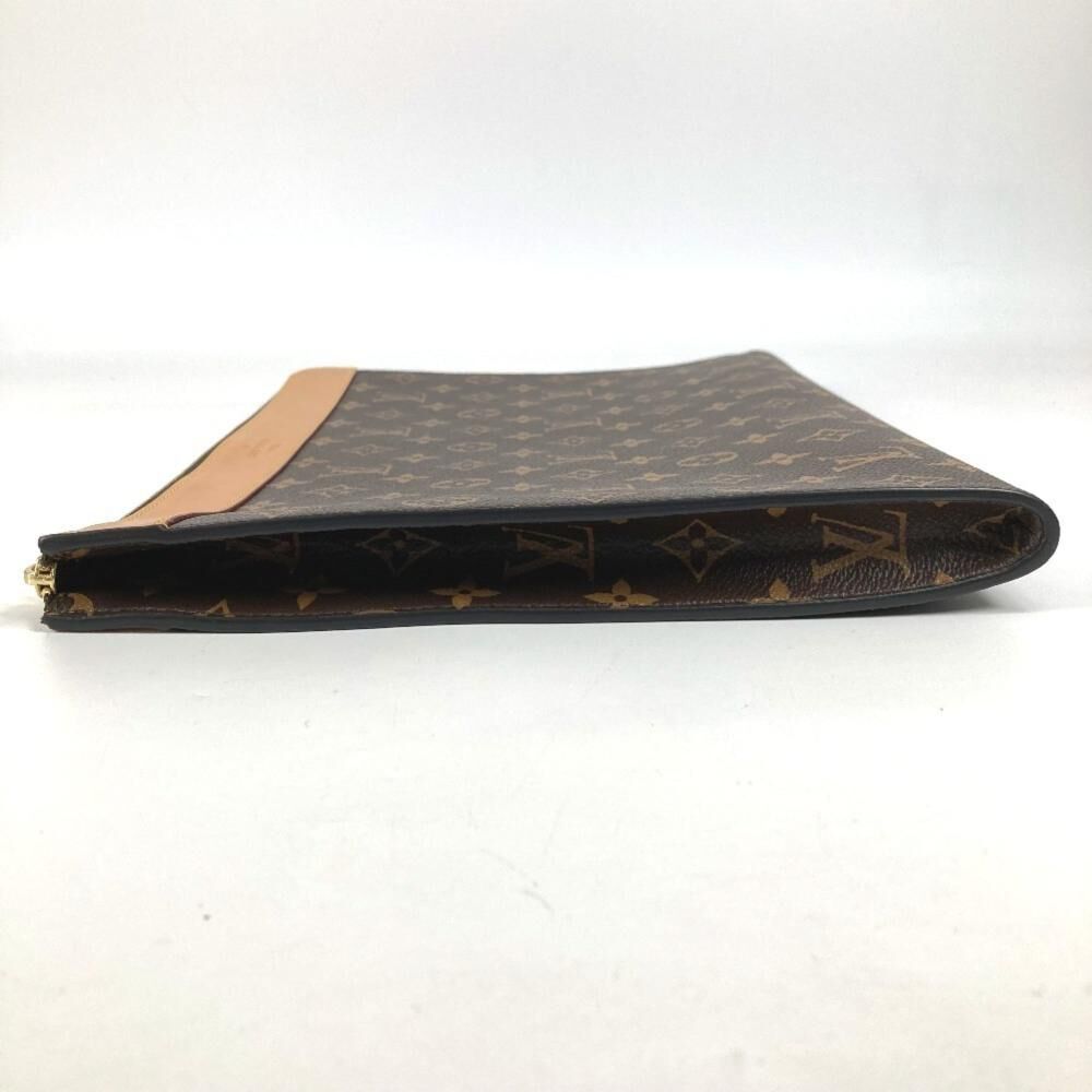Louis Vuitton Clutch