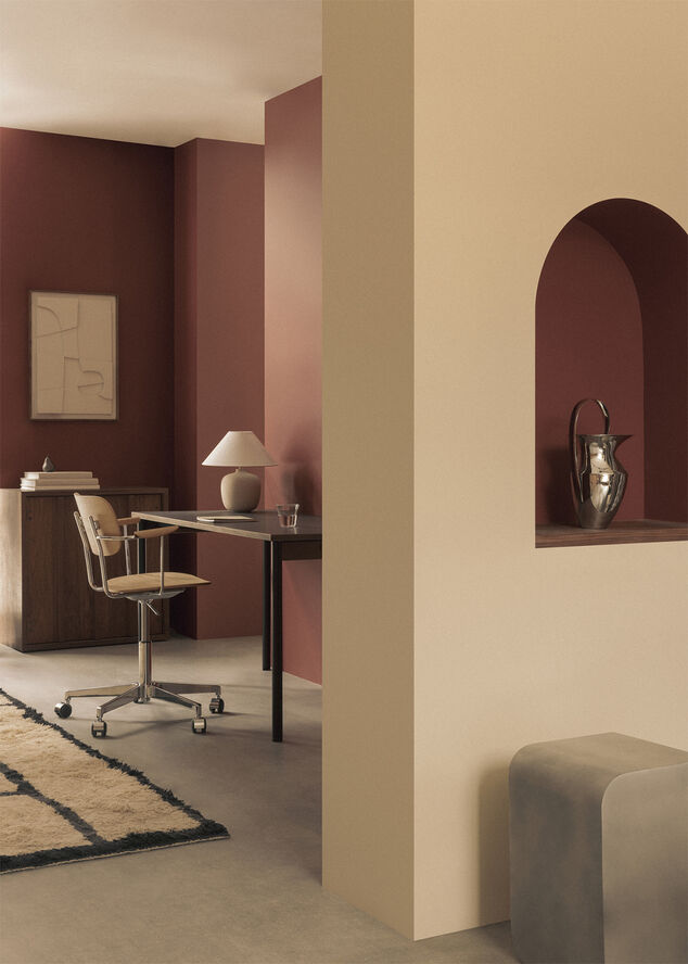 Etruscan Pitcher, H33