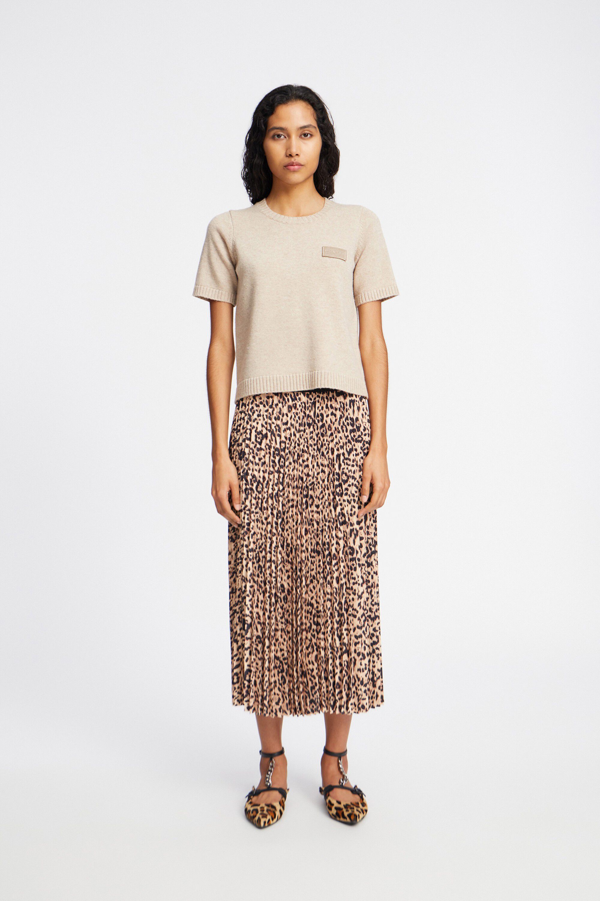 TAULLA Pleated Skirt