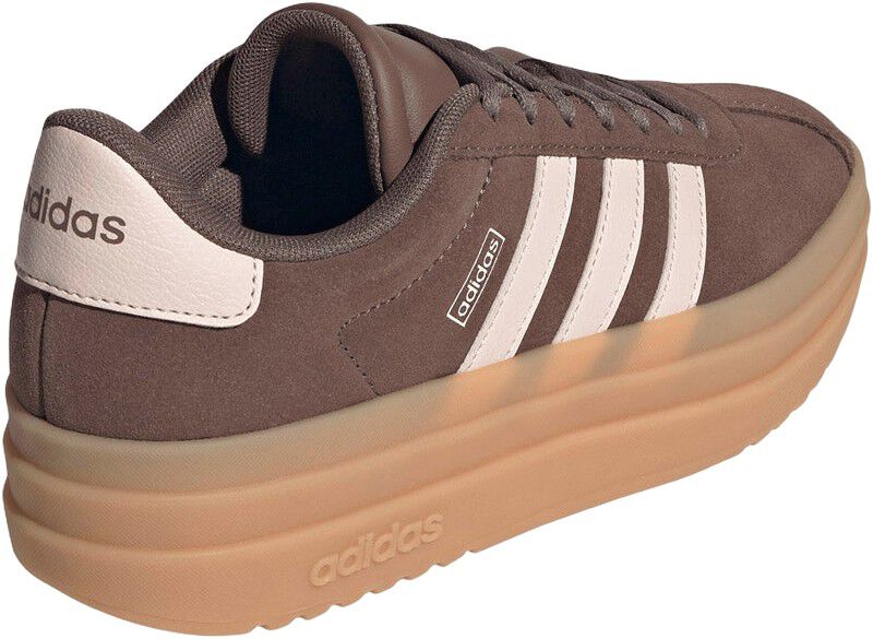 VL Court Bold Sneakers