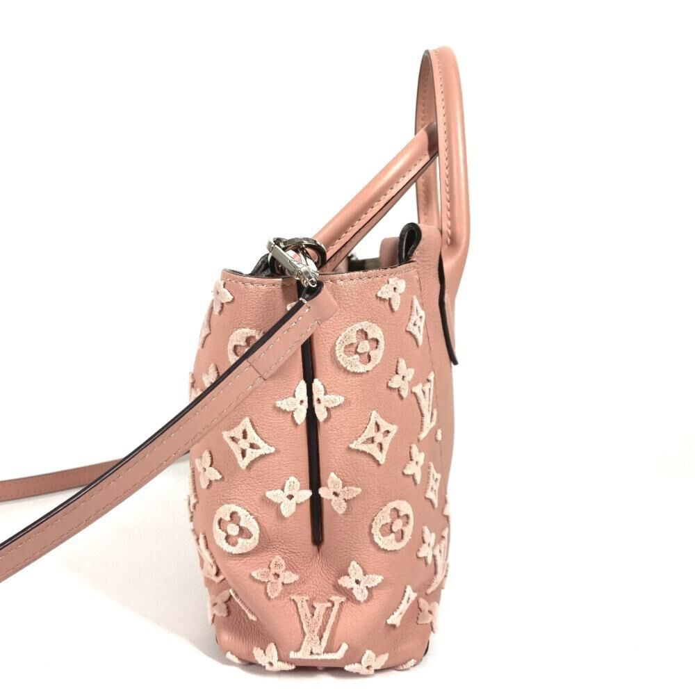 Louis Vuitton Tote