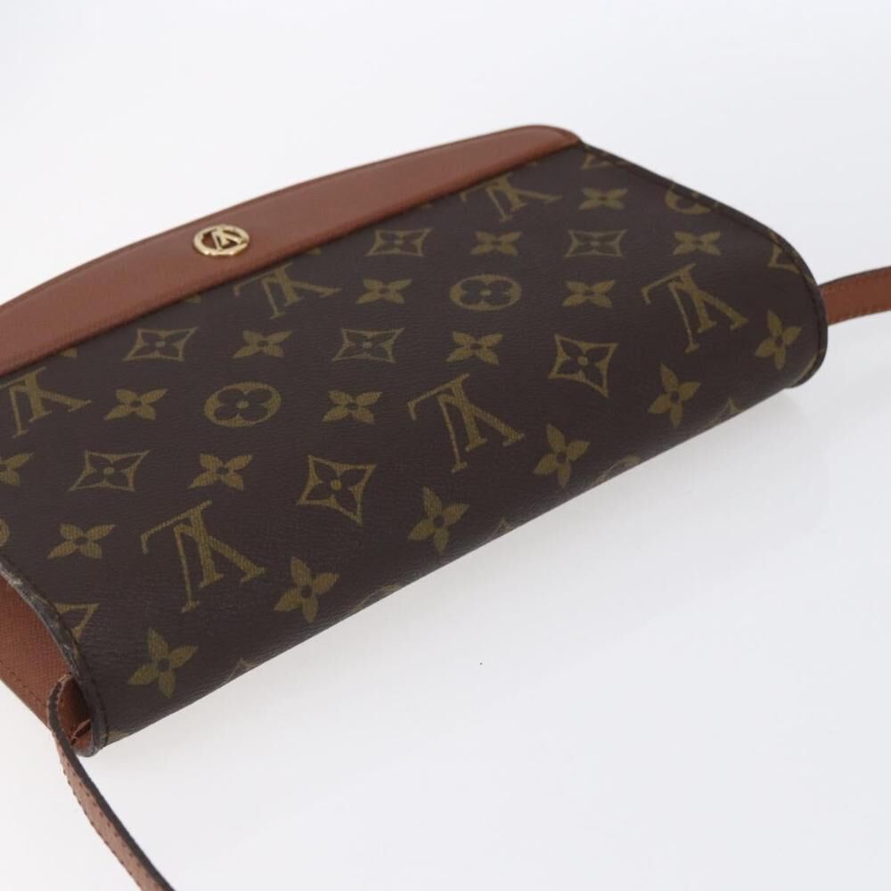 Louis Vuitton Shoulder Bags
