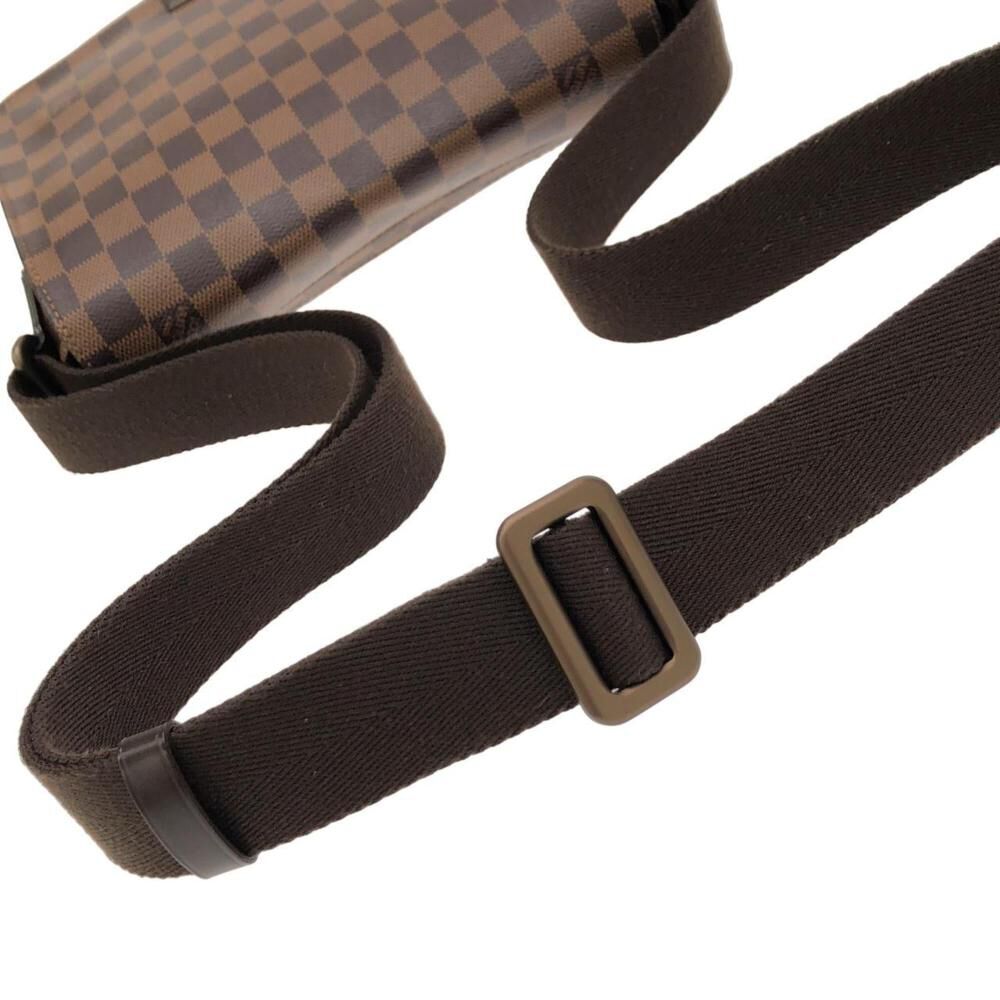 Louis Vuitton District