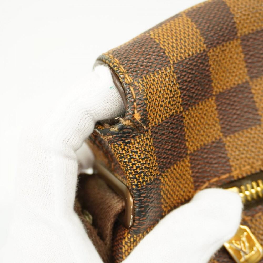 Louis Vuitton Shoulder Bags