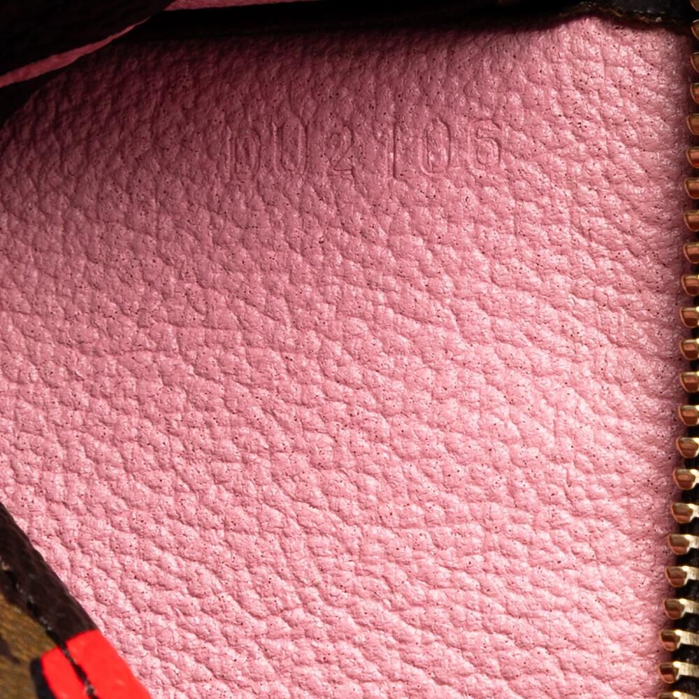 Louis Vuitton Clutch