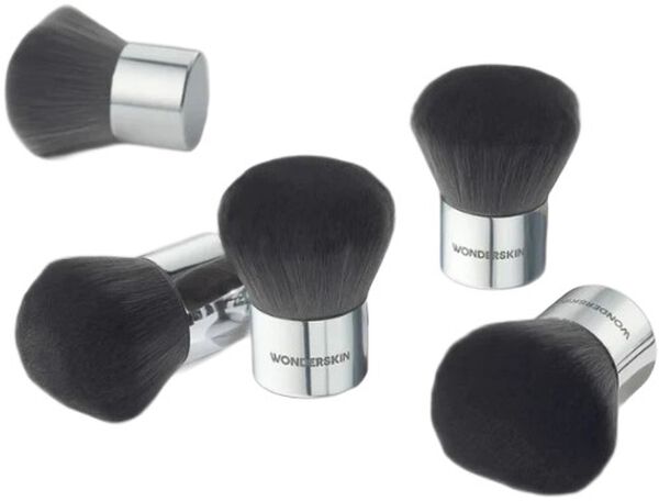 Wonderskin Kabuki Brush