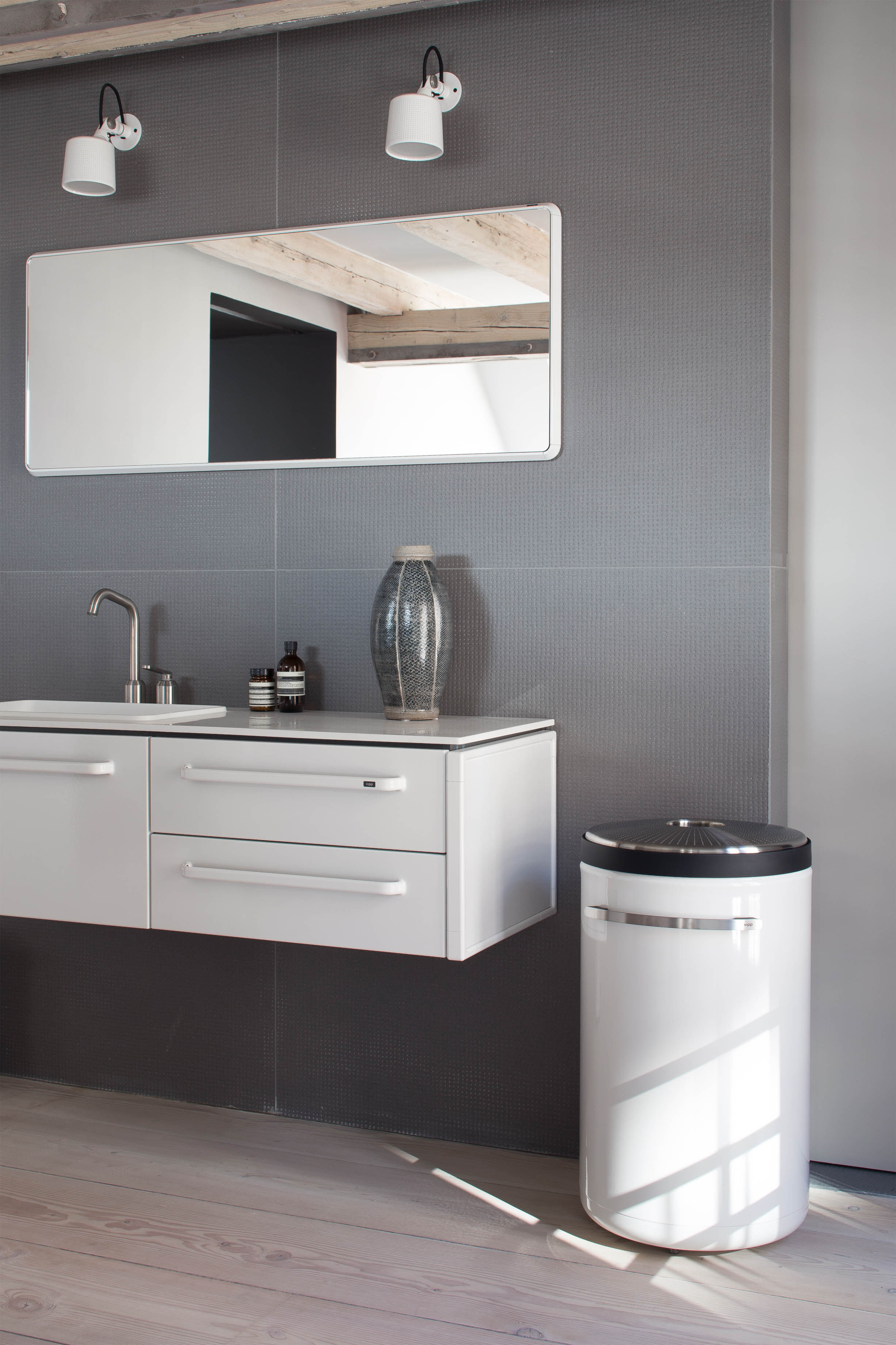 Vipp441 vasket&oslash;jskurv 75 l.