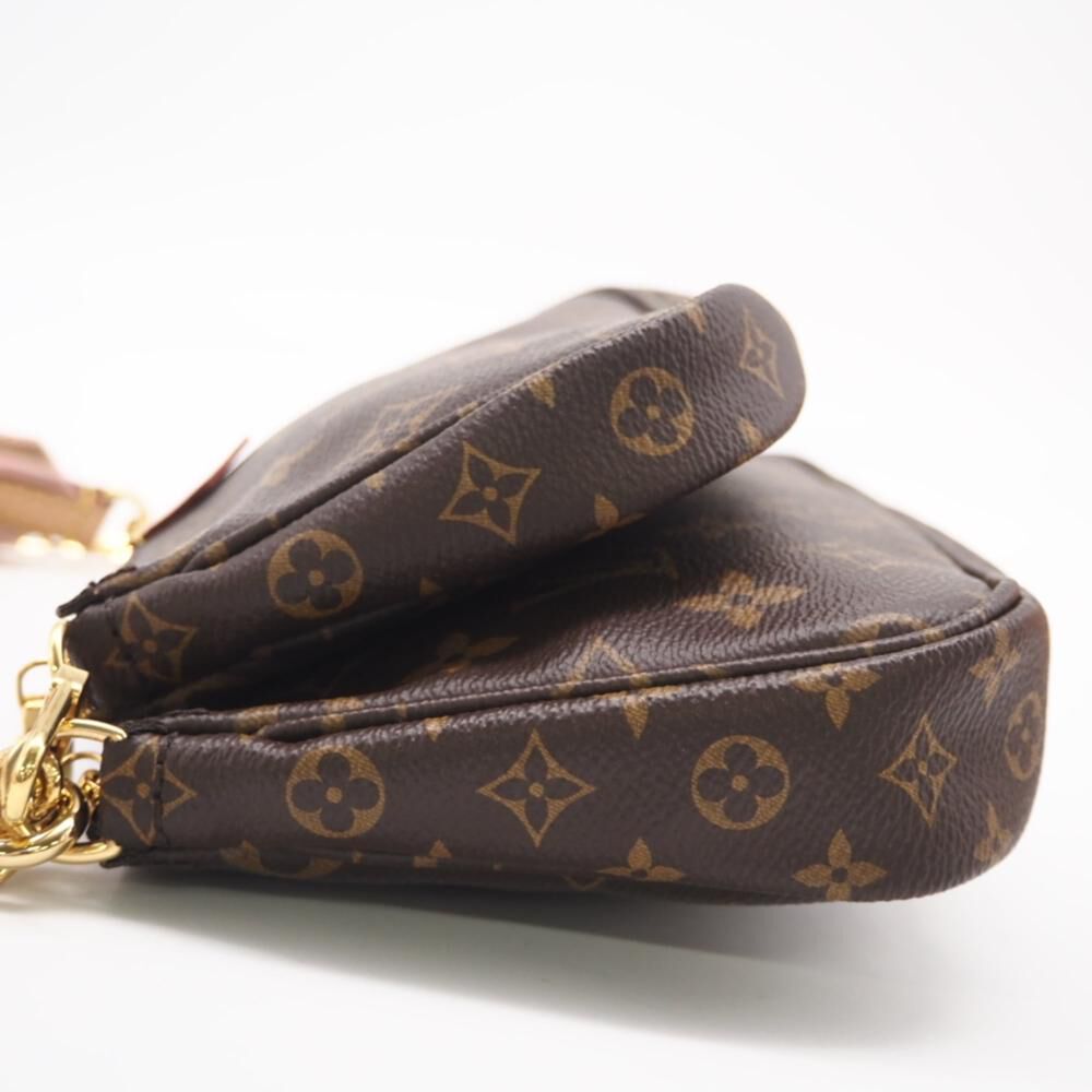 Louis Vuitton Pochette Accessoires