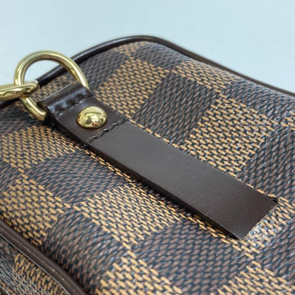 Louis Vuitton Shoulder Bags