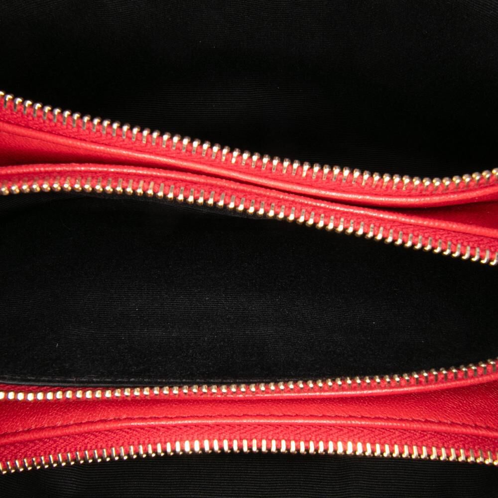 Yves Saint Laurent Shoulder Bag