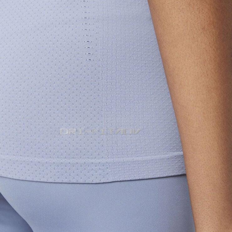 Dri-FIT ADV seamless top