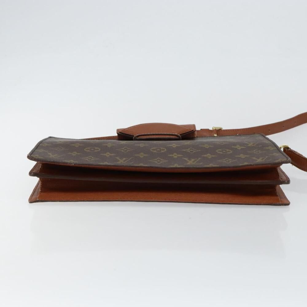 Louis Vuitton Shoulder Bags