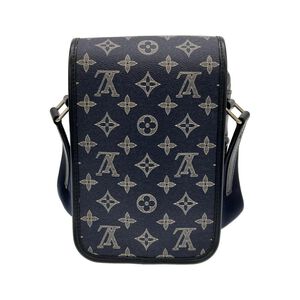 Louis Vuitton Shoulder Bags