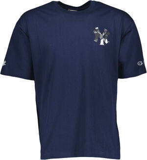 crewneck t-shirt