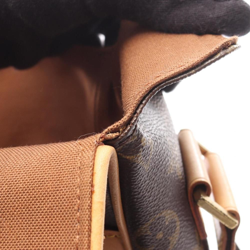 Louis Vuitton Shoulder Bags