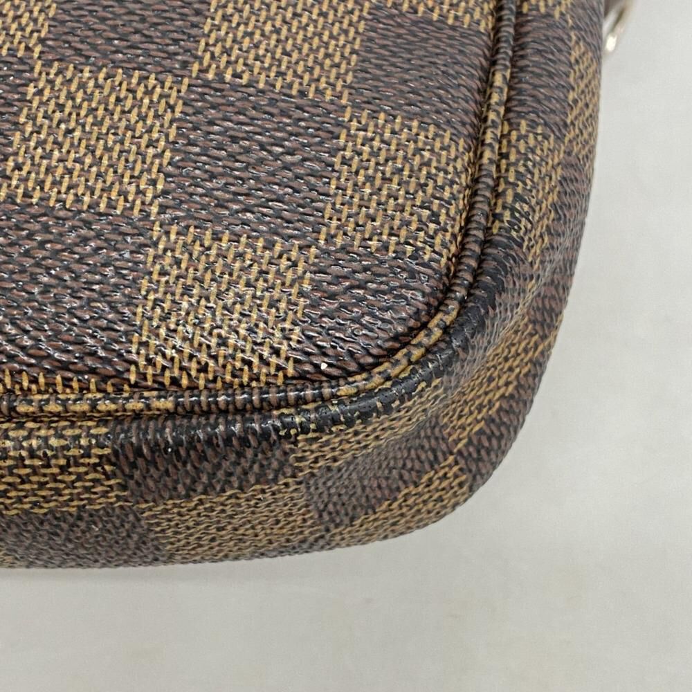 Louis Vuitton Pochette Accessoires