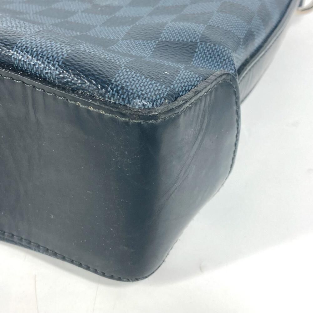 Louis Vuitton Messenger