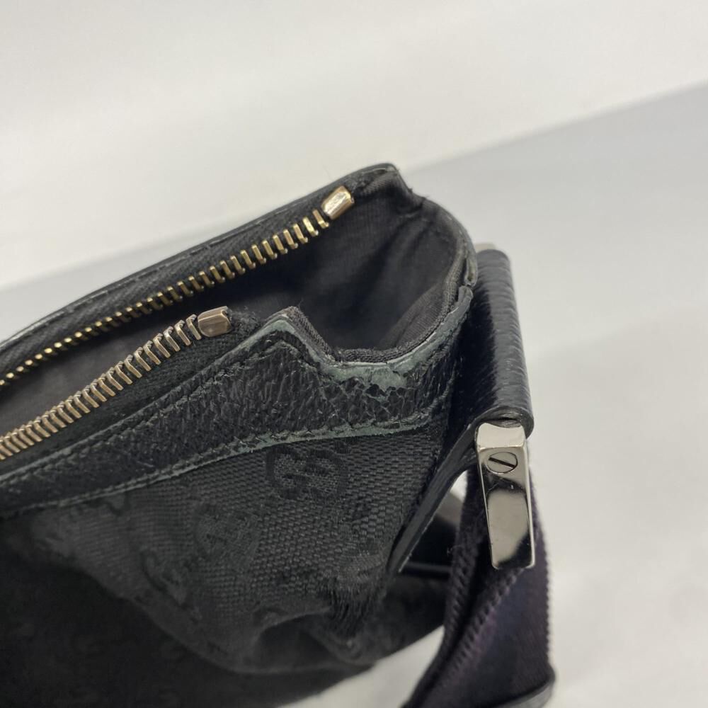 Gucci Shoulder Bag