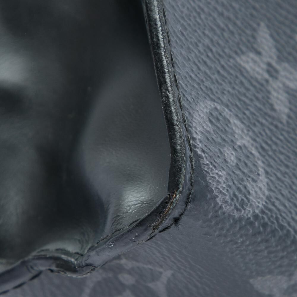 Louis Vuitton Pochette Homme