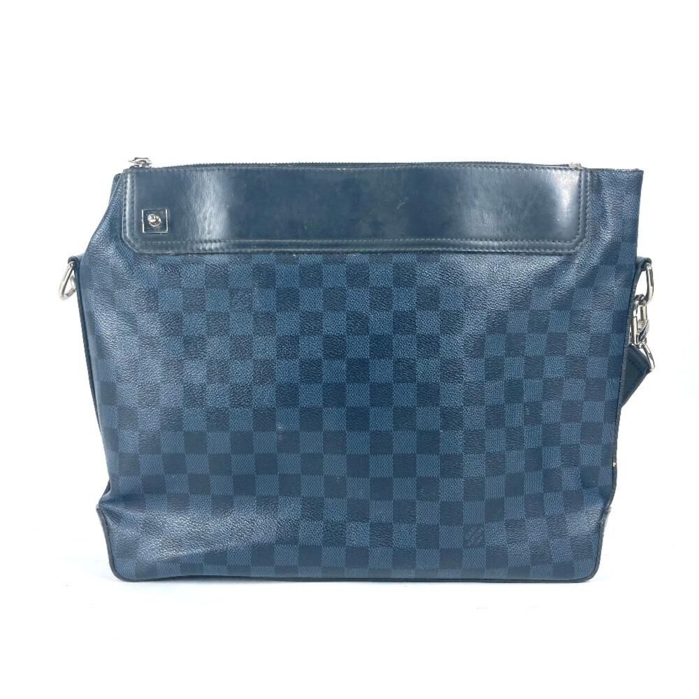 Louis Vuitton Messenger