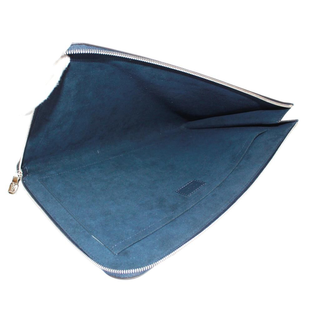 Louis Vuitton Clutch