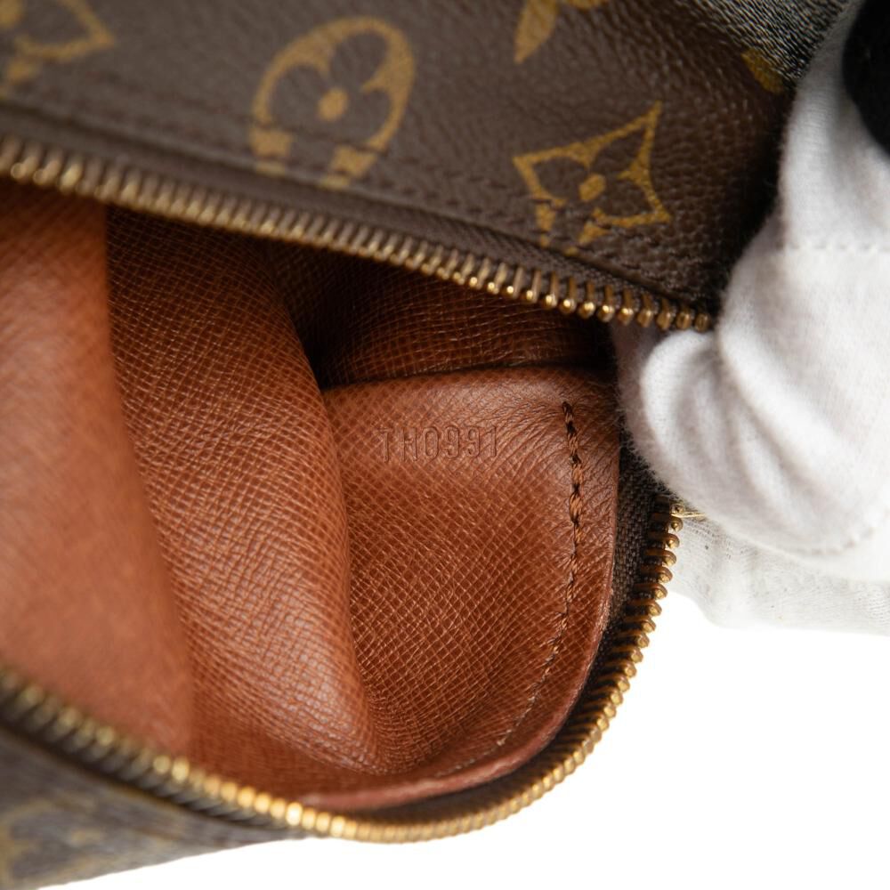 Louis Vuitton Papillon