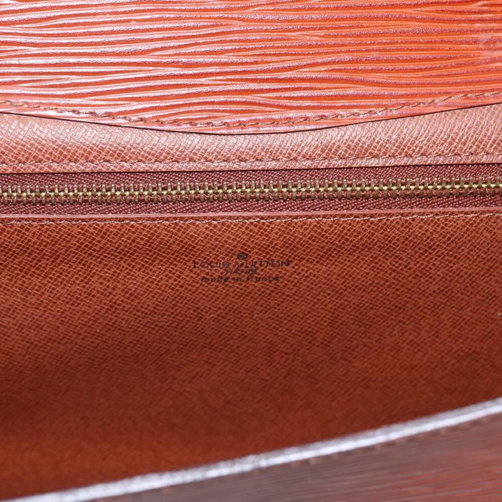 Louis Vuitton Clutch