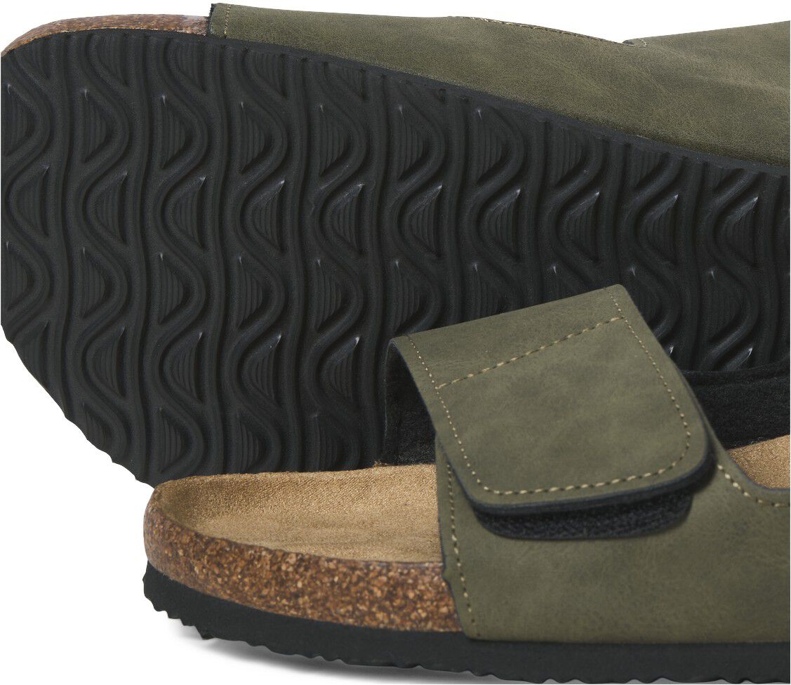JFWCENTRAL STRAP SANDAL LN
