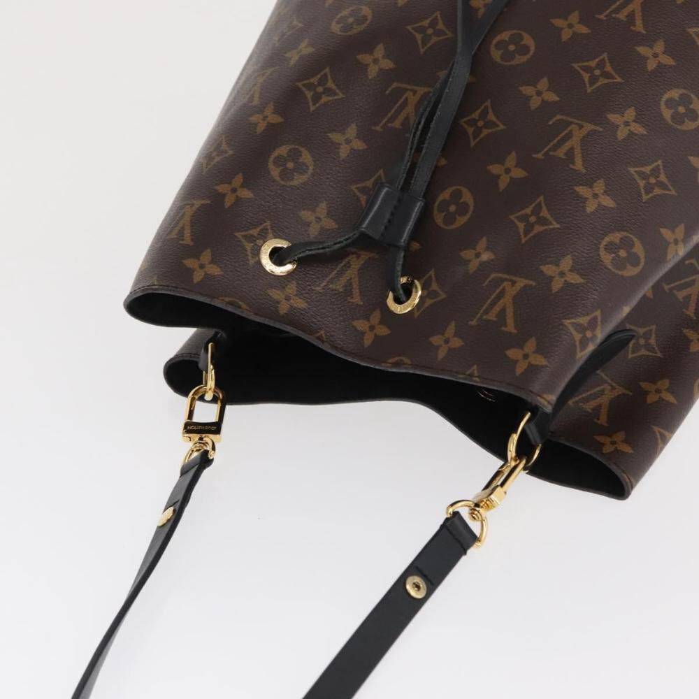 Louis Vuitton Shoulder Bags