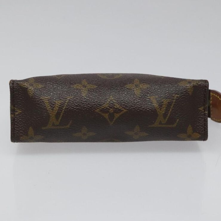 Louis Vuitton Poche Toilette