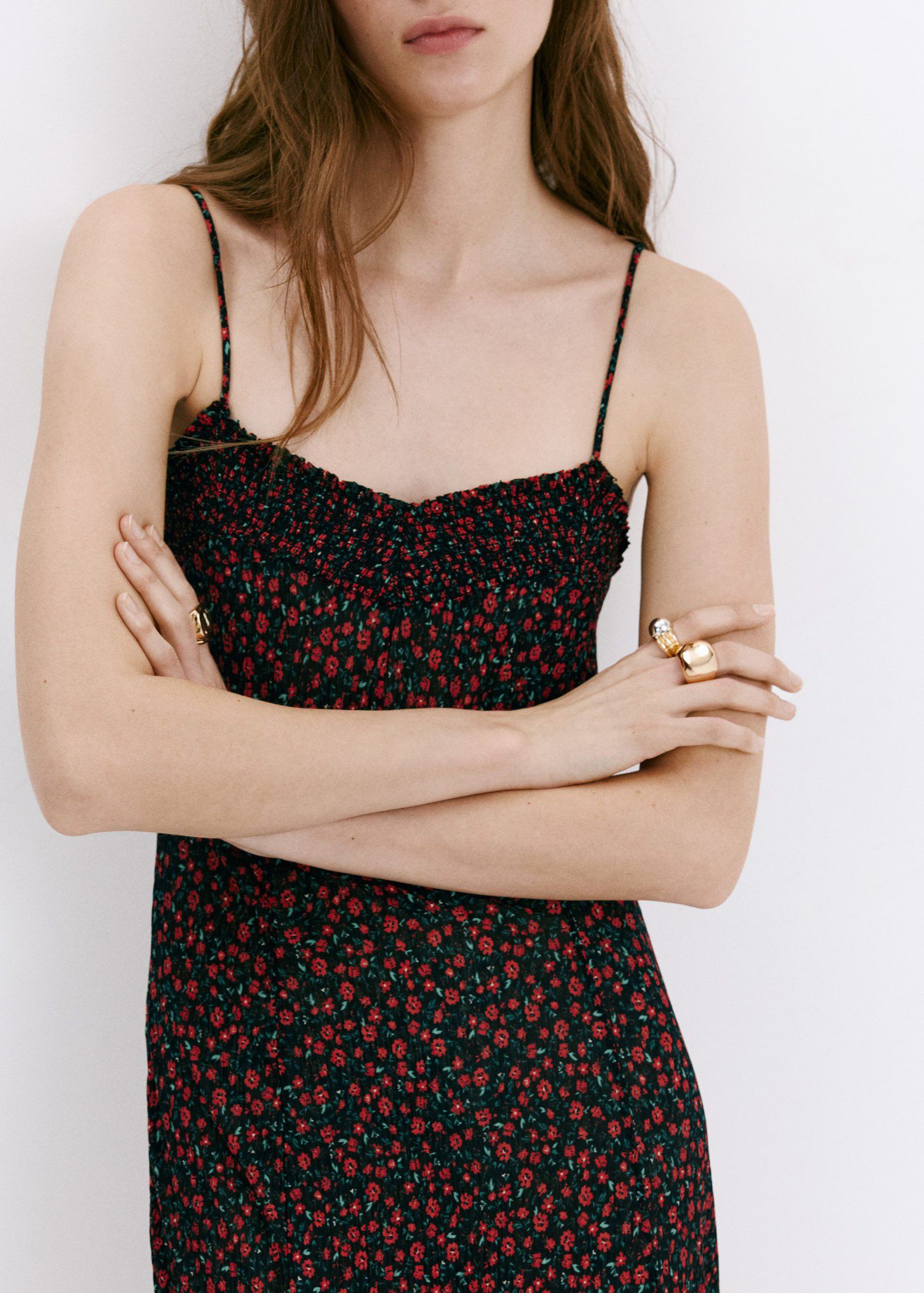 Floral midi-dress with gathered nec