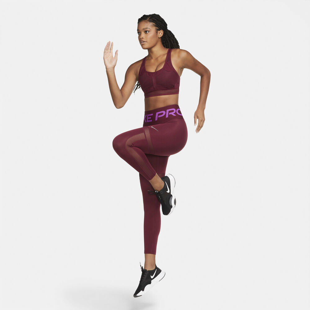 Swoosh Ultrabreathe Medium Support Sports Bh