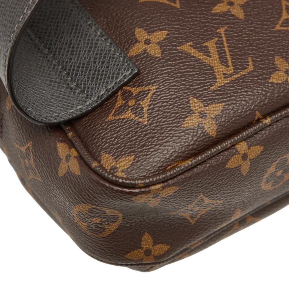 Louis Vuitton Bumbag