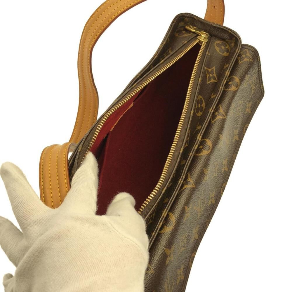 Louis Vuitton Shoulder Bags