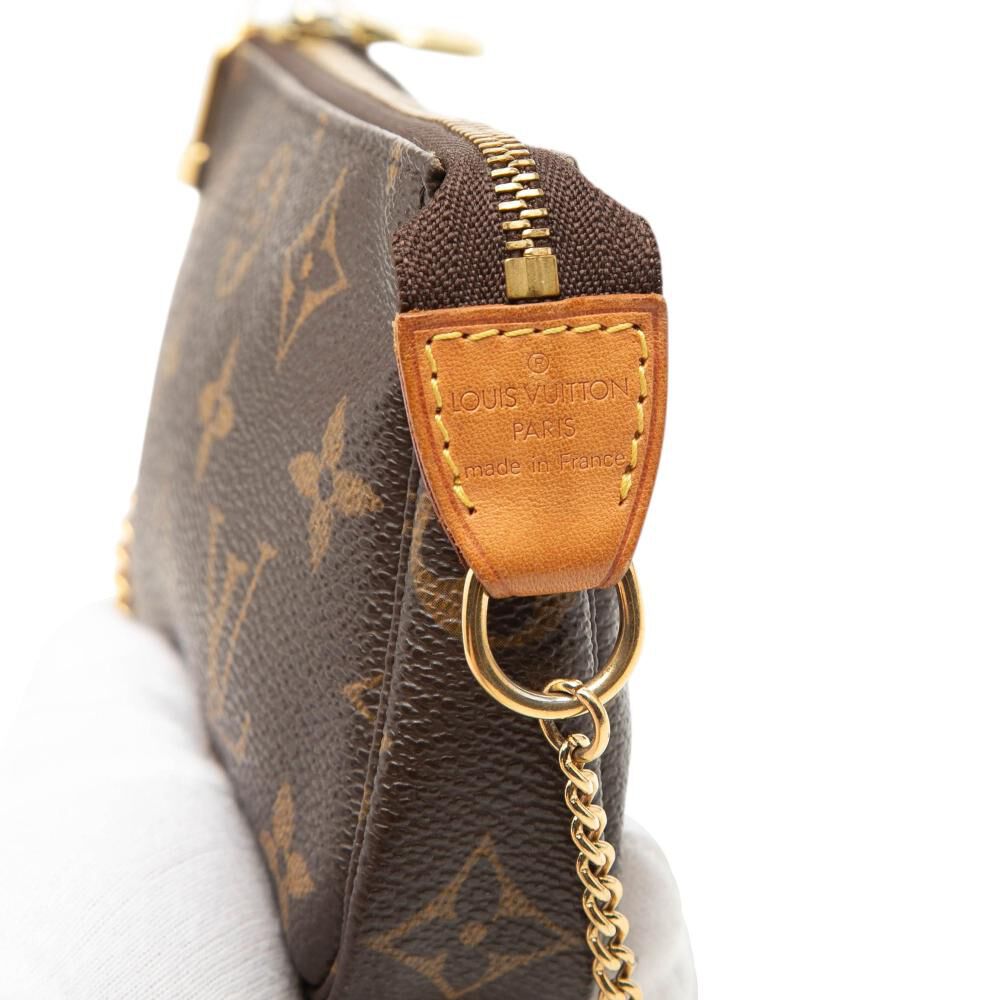 Louis Vuitton Pochette Accessoires