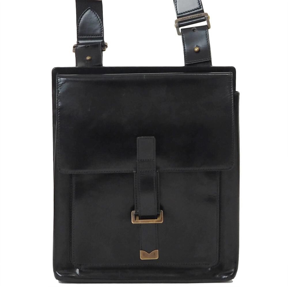 Louis Vuitton Shoulder Bags