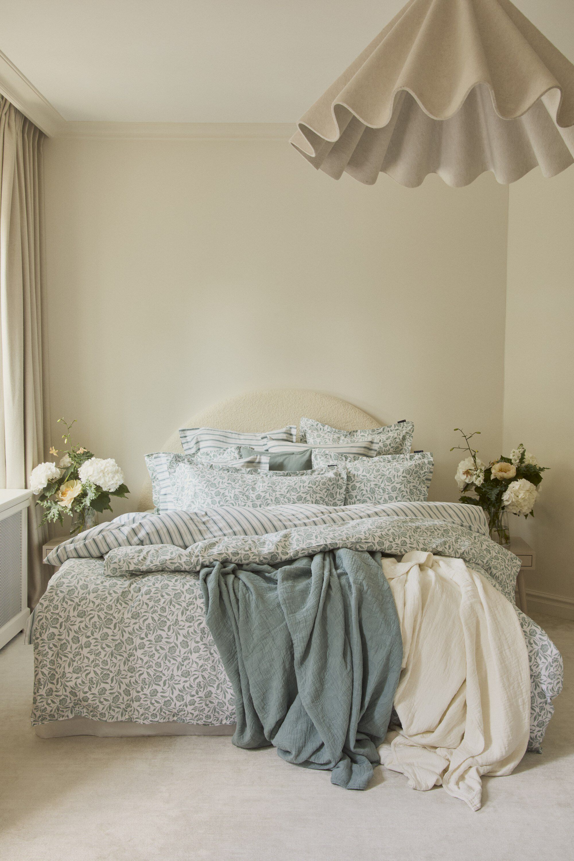 White/Eucalyptus Striped Cotton Poplin Bed Set